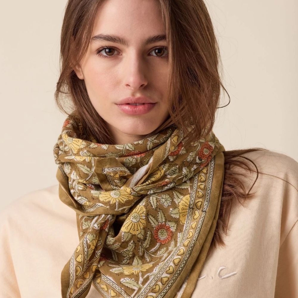 Big Foulard Latika Coeur - COEUR TAPENADE MIMOSA – Image 2