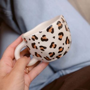 Tasse à café céramique léopard coeur