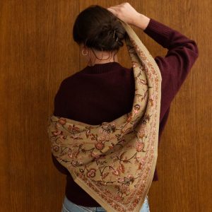 Grand foulard fleuri - Nesta Thé